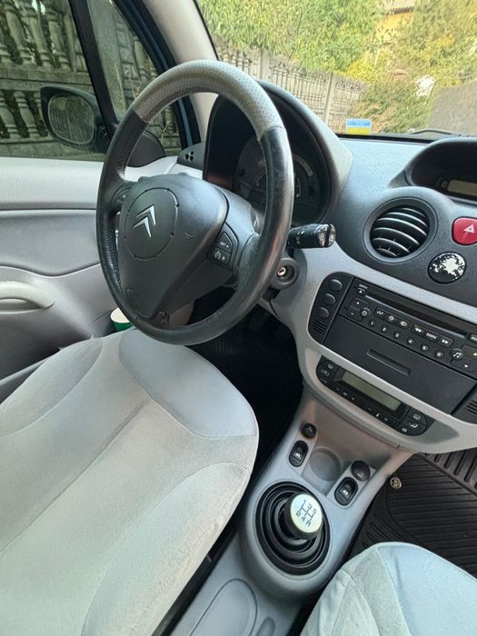 Автомобіль Citroen