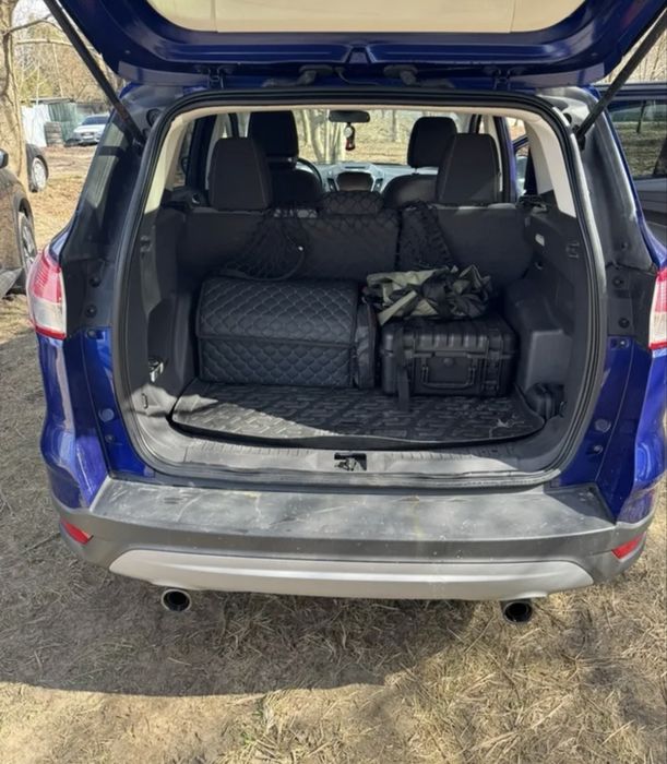 Продам Ford escape 2012