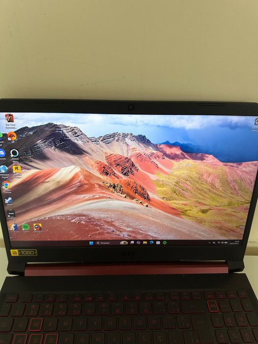 Acer Nitro 5 Intel Core i5 + Nvidia geforce GTX 1650
