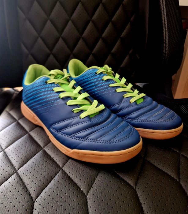 Buty halowe 37 sportowe