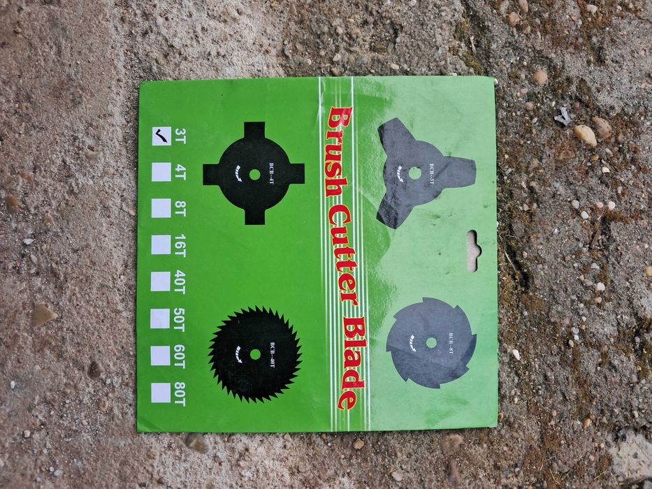 Vendo material roçadora novo