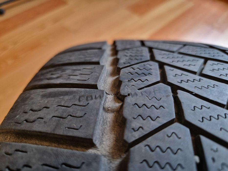 Pneus Continental 205/60 R16 Inverno DOT 41/19 usado
