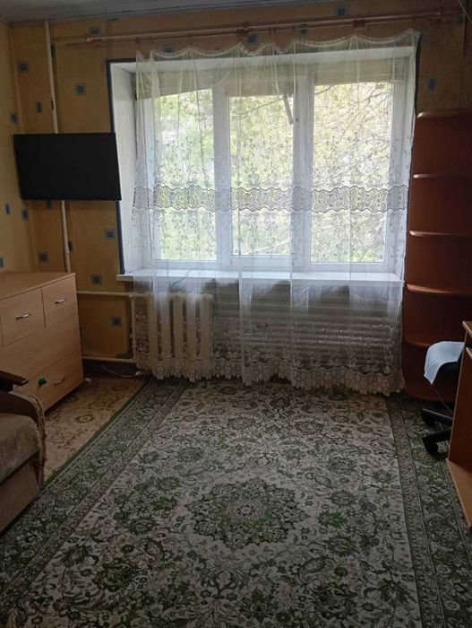Продам 1 к. гостинку м. Масельского, ул.Свистуна