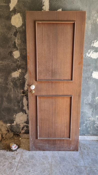 Portas de madeira (70x200cm)