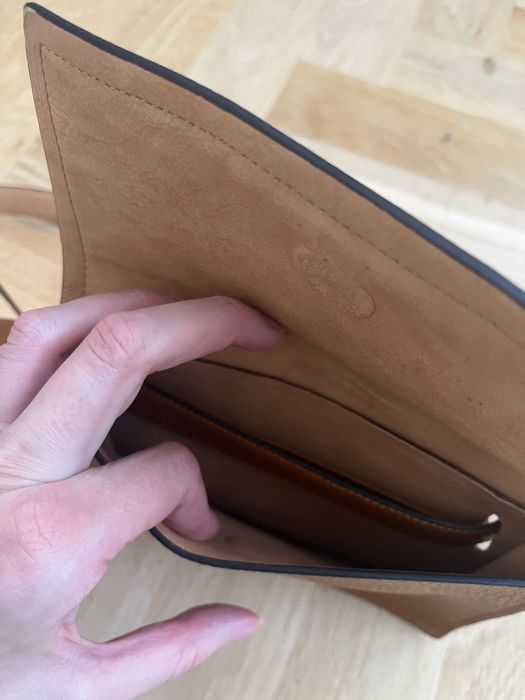 Michael Kors Saszetka Nerka na pasku brązowa