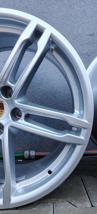 "19 5x112 Porsche Macan