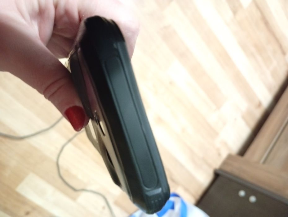 Maxcom MS 572 telefon