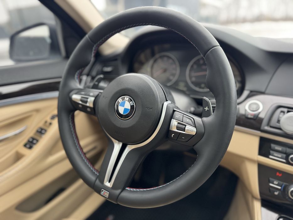 Бмв ф10 528і 2012 не фарбована повний привід