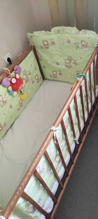 Бортики в дитяче ліжечко