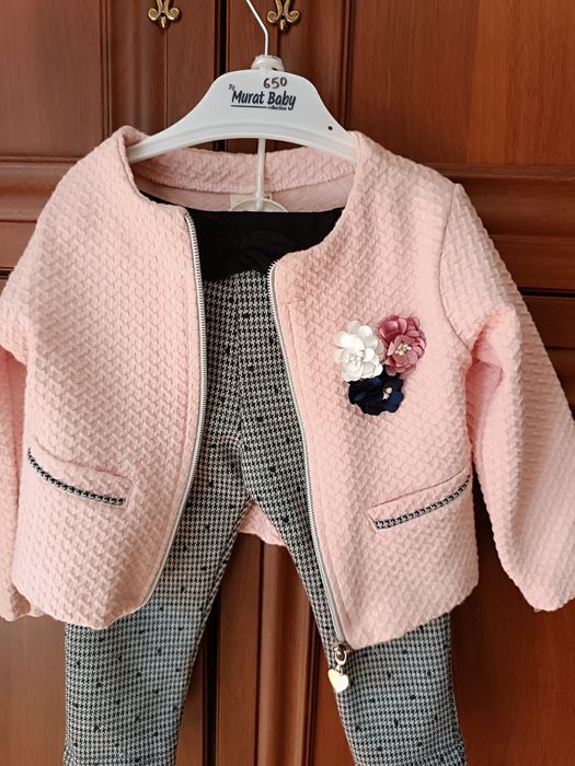 Продам костюм двійку на дівчинку