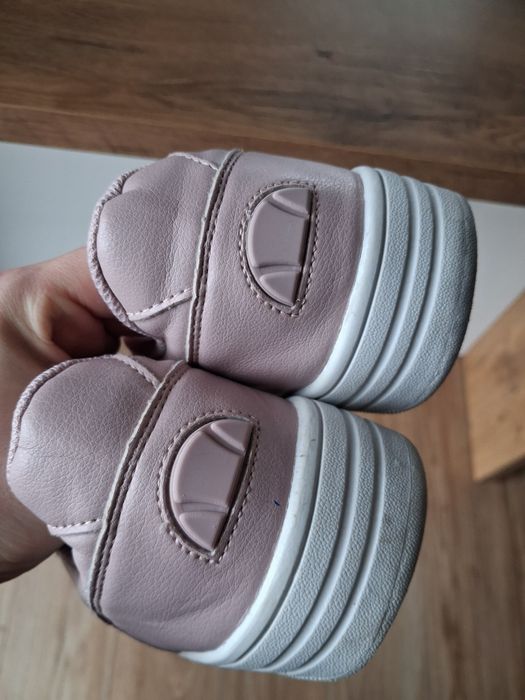 Ellesse buty trampki pudrowe damskie 41