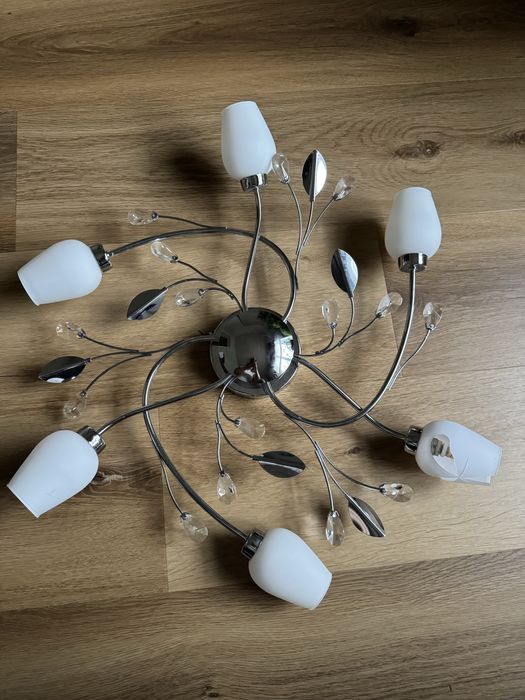 Люстра для вітальні, спальні.