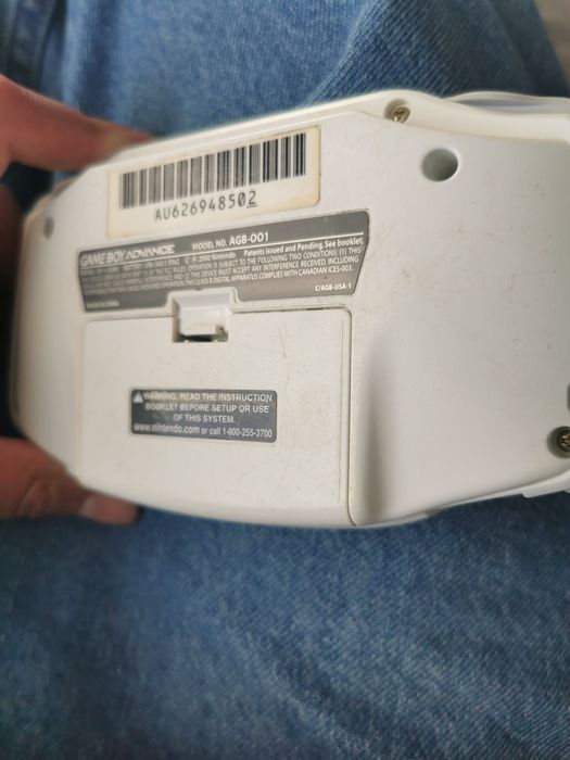 Konsola gameboy advance