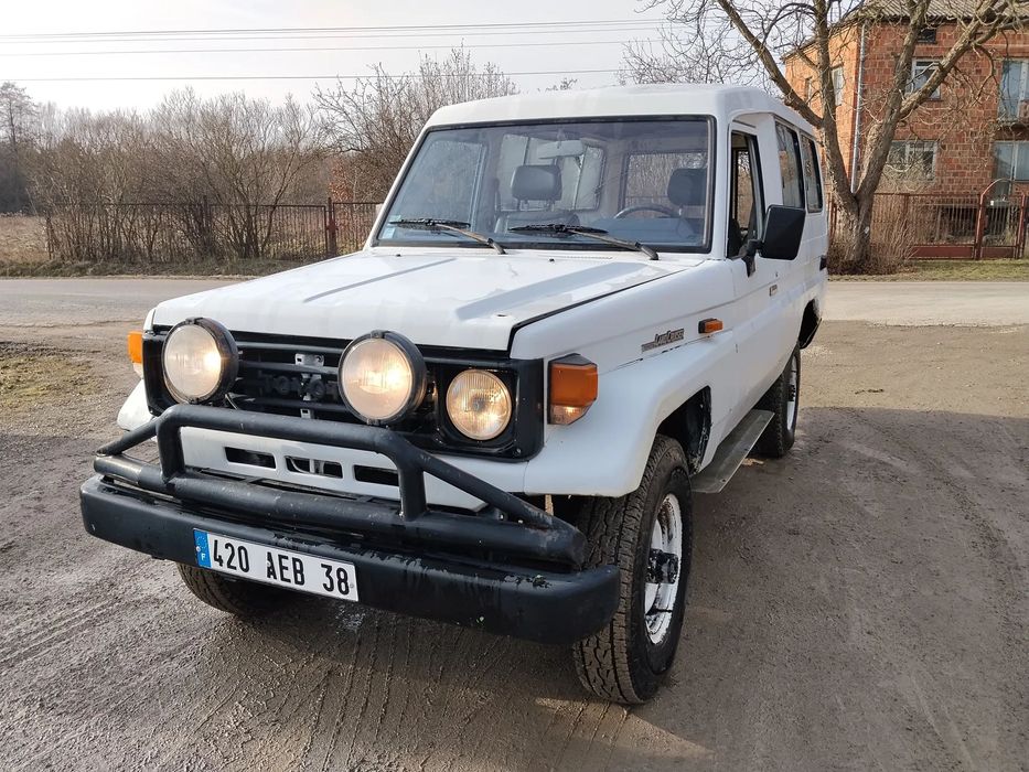 Toyota Land Cruiser