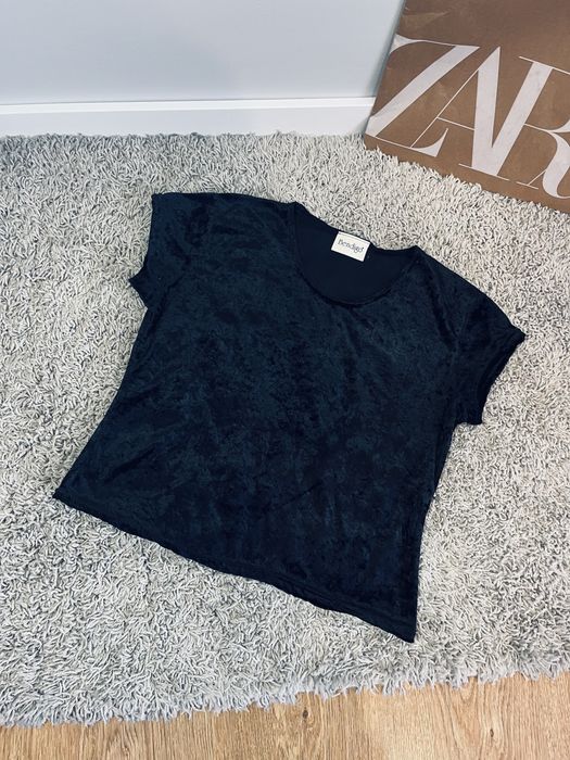 T-shirt welurowy zamsz damski czarny krotki rekaw rozm M basic eleganc