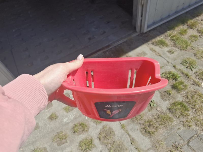 Sprzedam hulajnogę  dziecięcą.