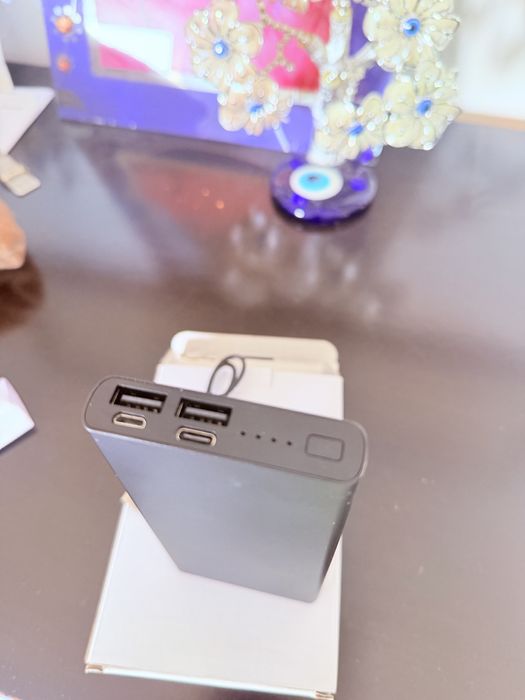 Powerbank 10 000 amperes nova