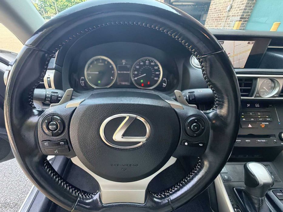 Lexus IS 300      2016