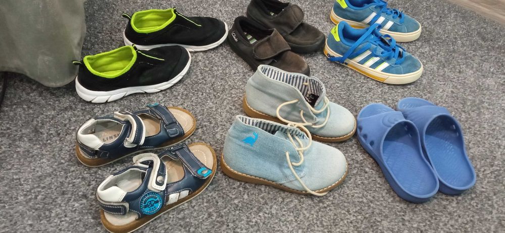 Zestaw butów dla chłopca r. 27