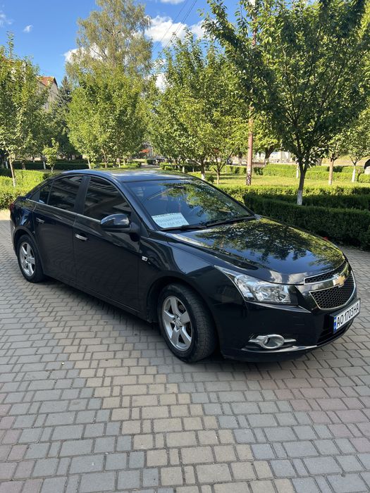 Chevrolet Cruze Ls 2011