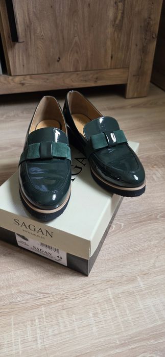 Półbuty damskie SAGAN zielone lakierowane rozm. 40