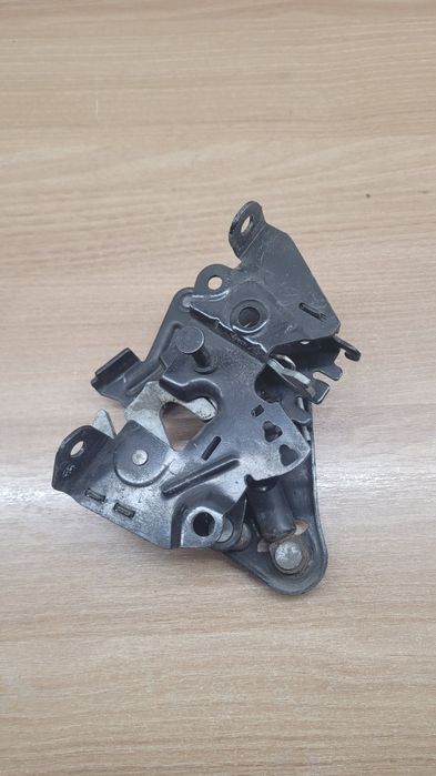 Zamek maski bmw f01 f02 prawy sprawny !