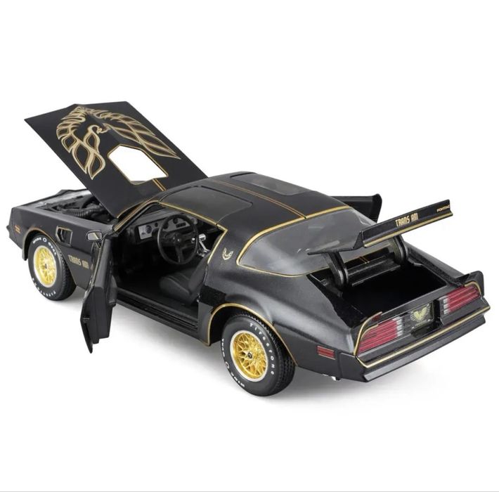 Машинка Maisto 1978 Pontiac Firebird Trans Am