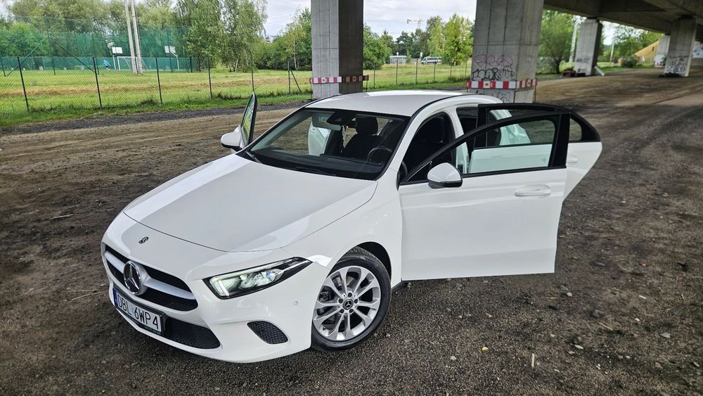 Mercedes-Benz Klasa A Mercedes-Benz Klasa A 180 d 7G-DCT Oryginał Sprawdzony Raport OTOMOTO