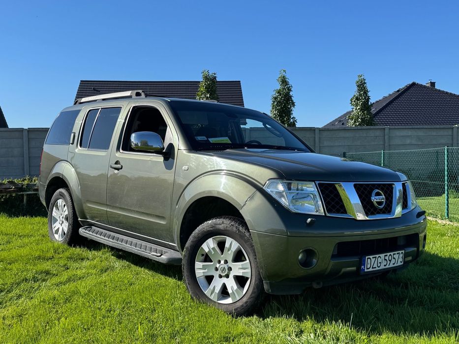 Nissan Pathfinder Nissan Pathfinder FV 2.5D,manual, hak, 7os