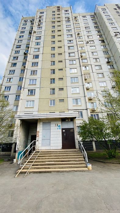 Продаж 2 кімнатної квартири м-н Сонячний
