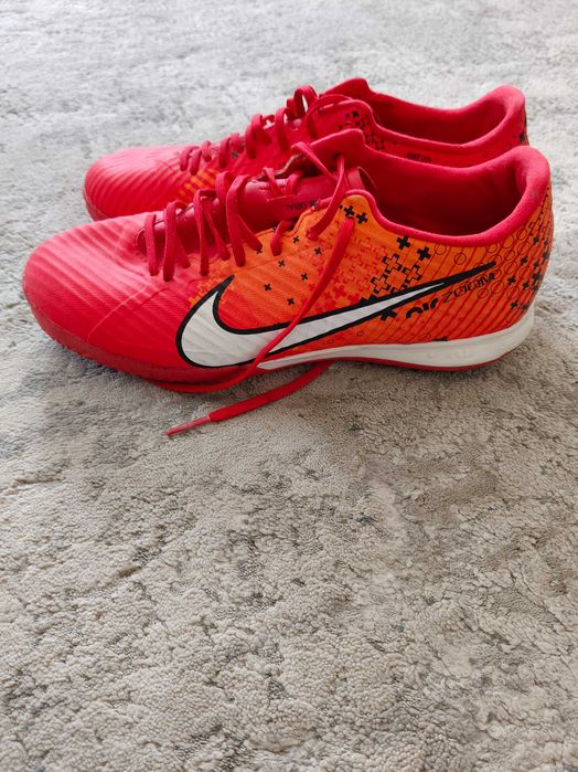 Halówki Nike Mercurial Vapor 15 Academy MDS IC. Rozmiar 39, 24,1 cm.