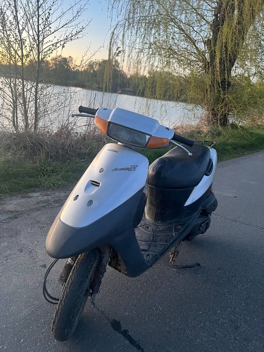 Скутер suzuki lets 2