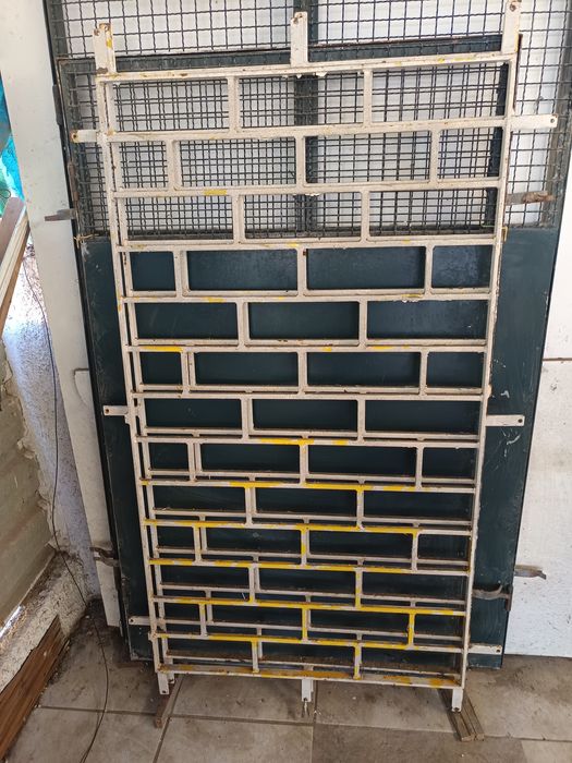 Portões e grades varias medidas.