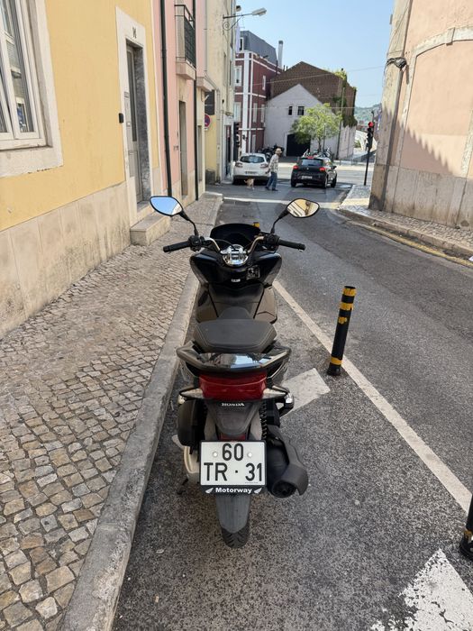 Honda PCX 125 – Excelente Estado