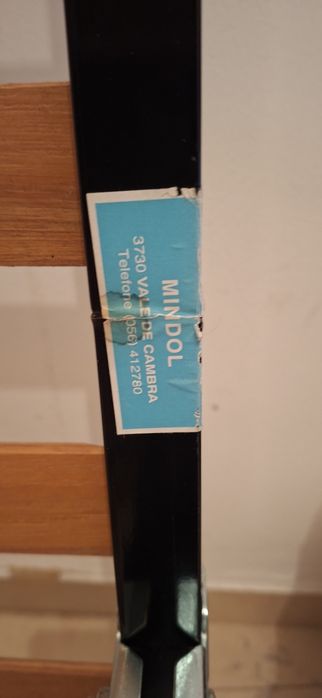 Estrado de cama  com pés 90x190