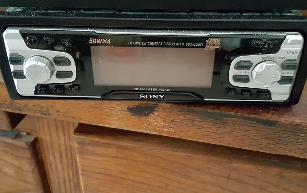 Colunas Autorádios Alpine Blaupunkt Dynaudio JBL LG Pioneer Sony VW