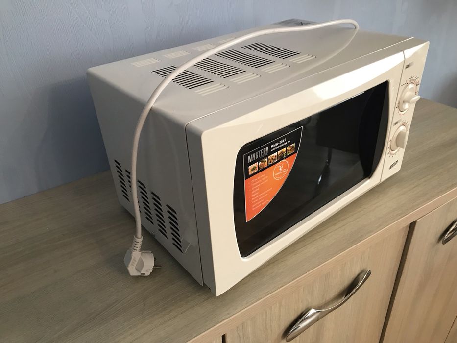 Мікрохвильова піч Mystery