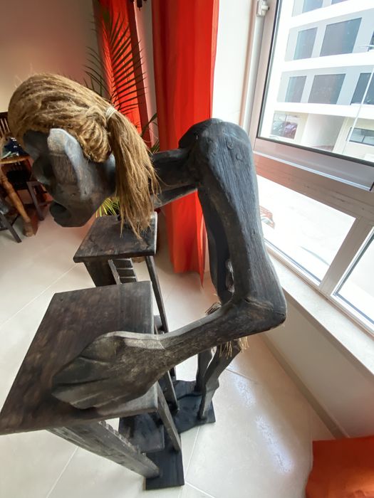 Móvel étnico para colocar CDs