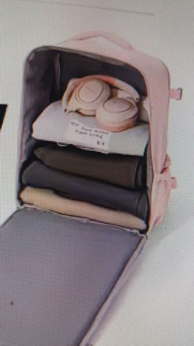 Mochila com vários compartimentos