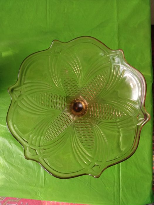 Продам вазу фруктовницу