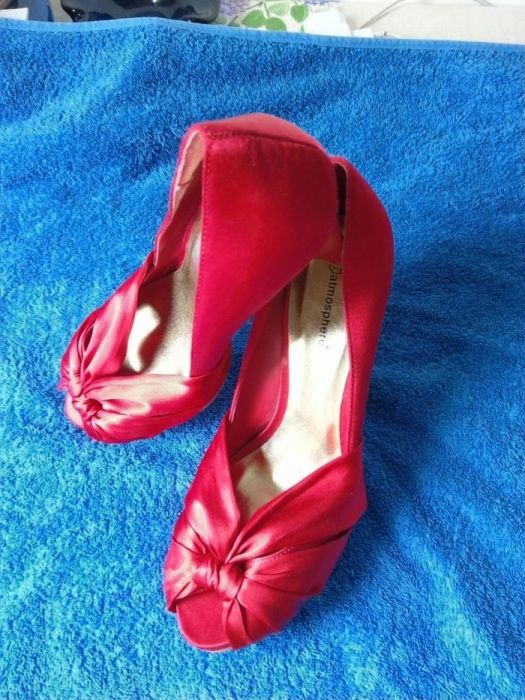 Satynowe buty 39