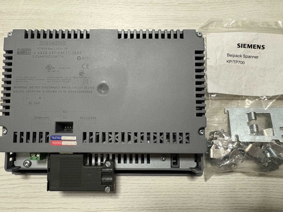 Panel Siemens KTP 600 Basic color