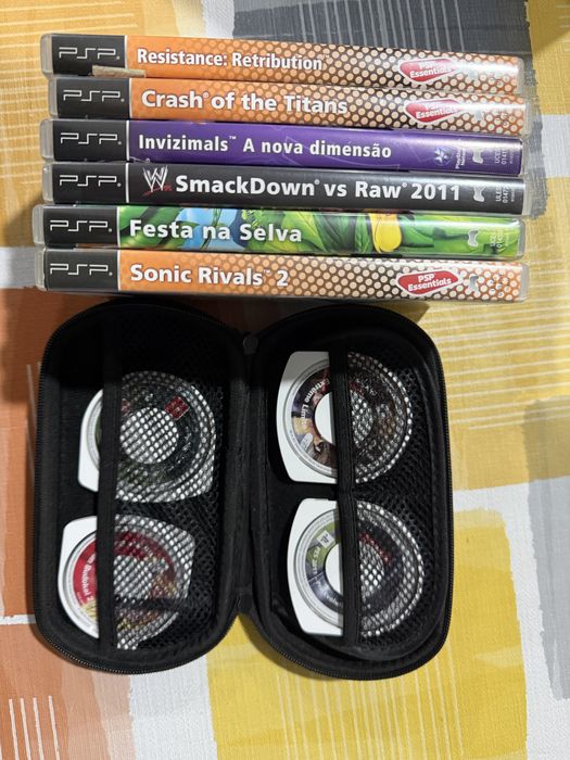 PSP 3000 Desbloqueada + Caixa + Jogos –