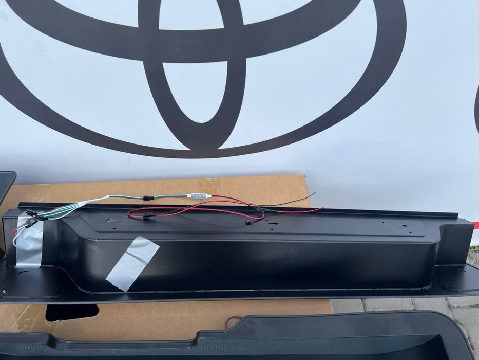 Підніжки подножки з підсвіткою Vito W447 V-class Metris EQV Віто Метріс Веклас 447