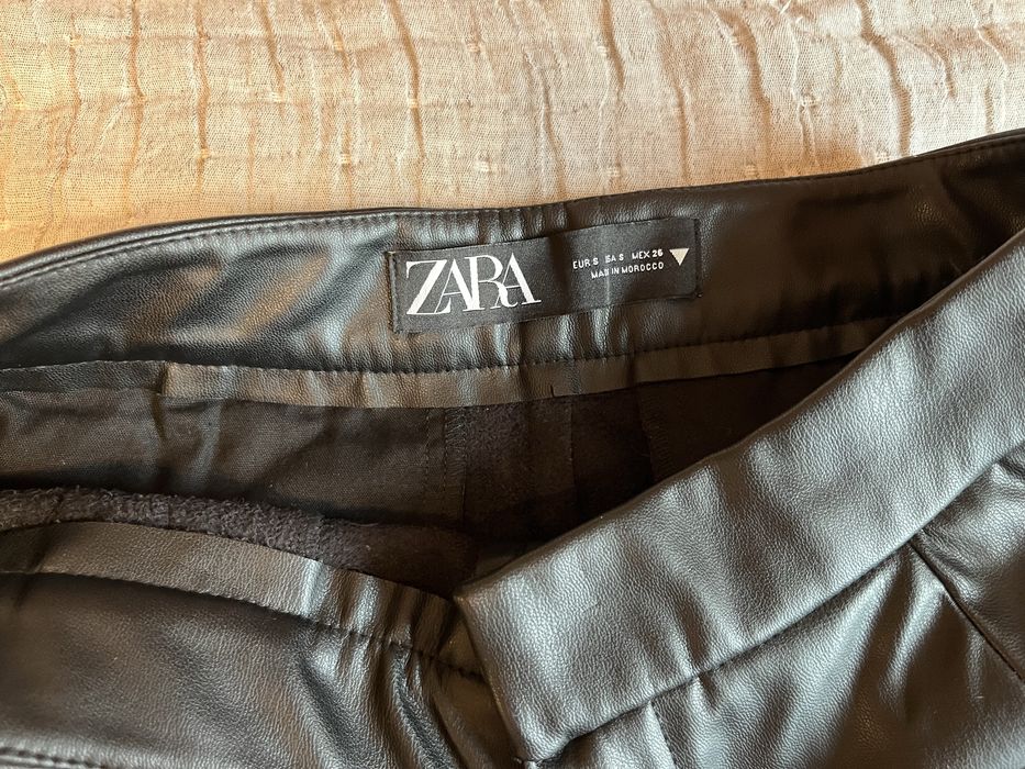 Шорти жіночі з еко-шкіри Zara розмір S