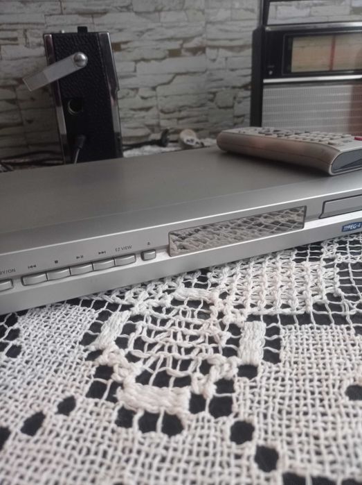 DVD плеєр SAMSUNG з пультом.