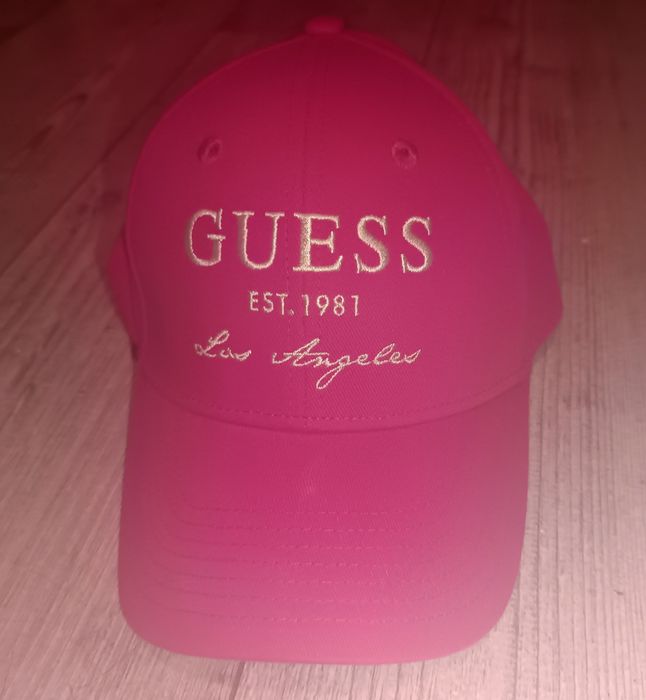 Czapka GUESS nowa