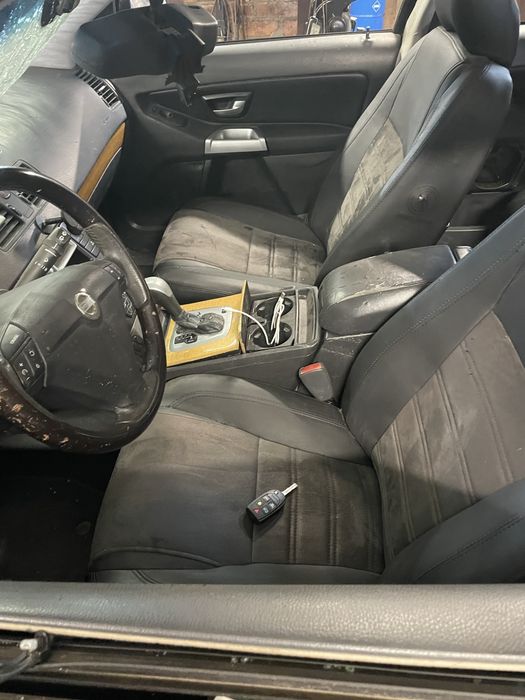 Volvo xc 90 (2003)