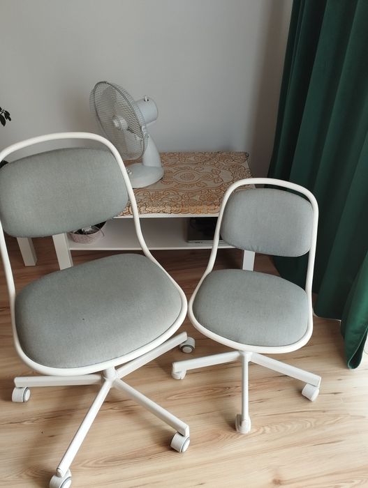 Sprzedam 2 krzesła z IKEA
