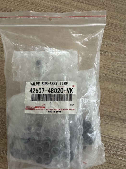 Датчики тиску коліс TOYOTA